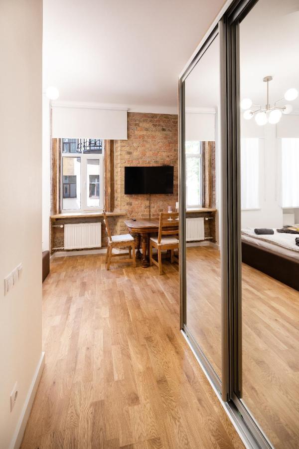 Brivibas House Design Apartments In City Center Riga Exterior foto