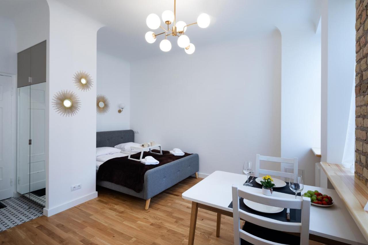 Brivibas House Design Apartments In City Center Riga Exterior foto