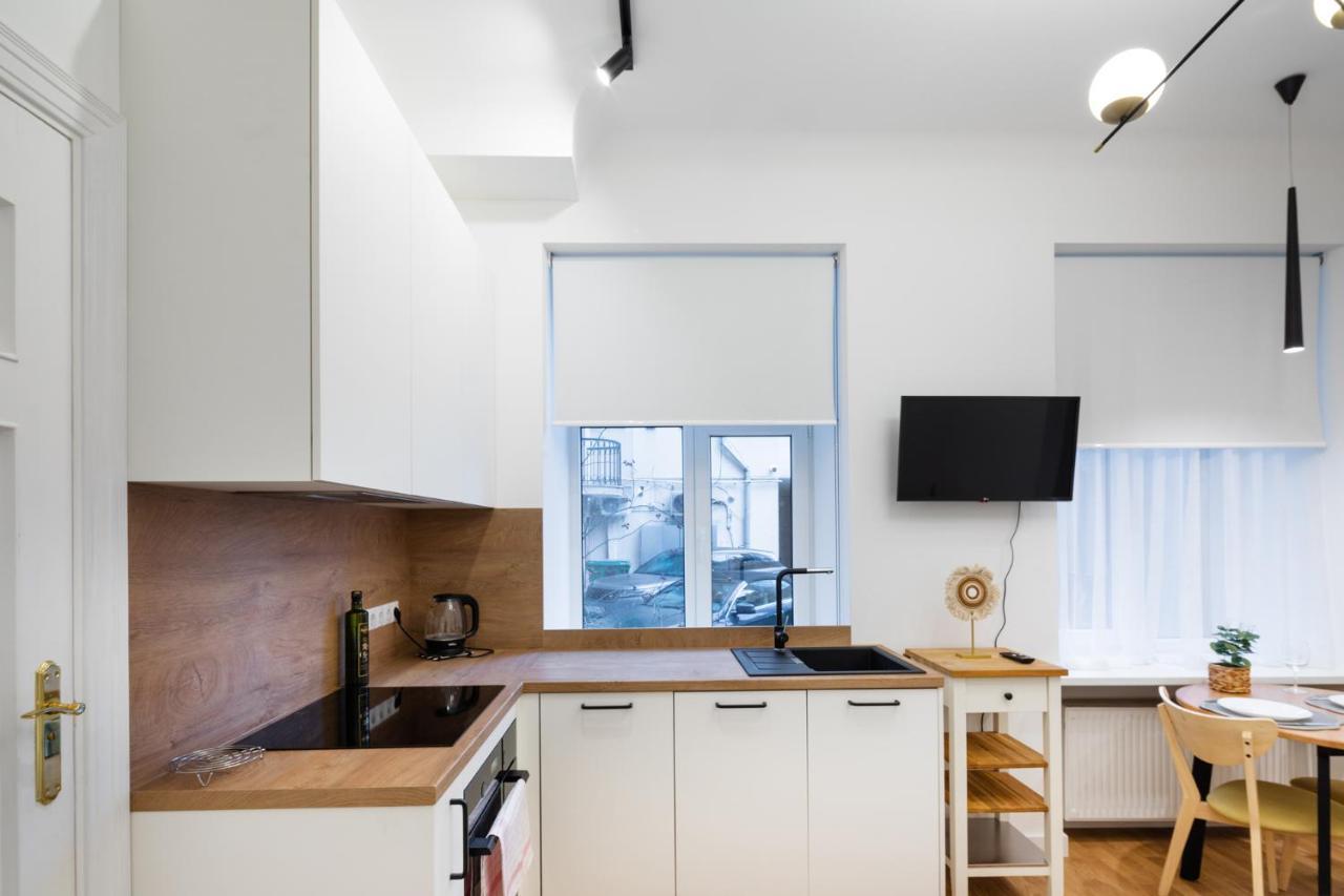 Brivibas House Design Apartments In City Center Riga Exterior foto